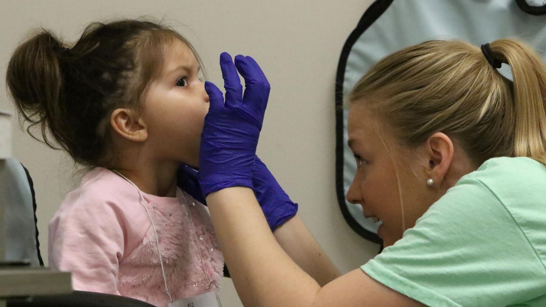 Tucson residents invited to free dental care event in Phoenix